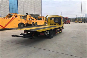 沿滩区非事故拖车