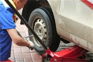 沿滩区附近拖车24小时服务热线电话