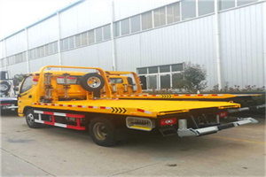 沿滩区附近拖车救援搭电